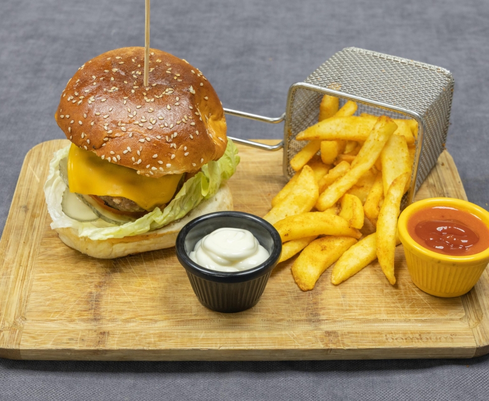 engin-akyurt-j0RsNT1VxzU-unsplash-min